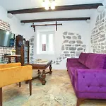 St. Nicola\'S Apartments