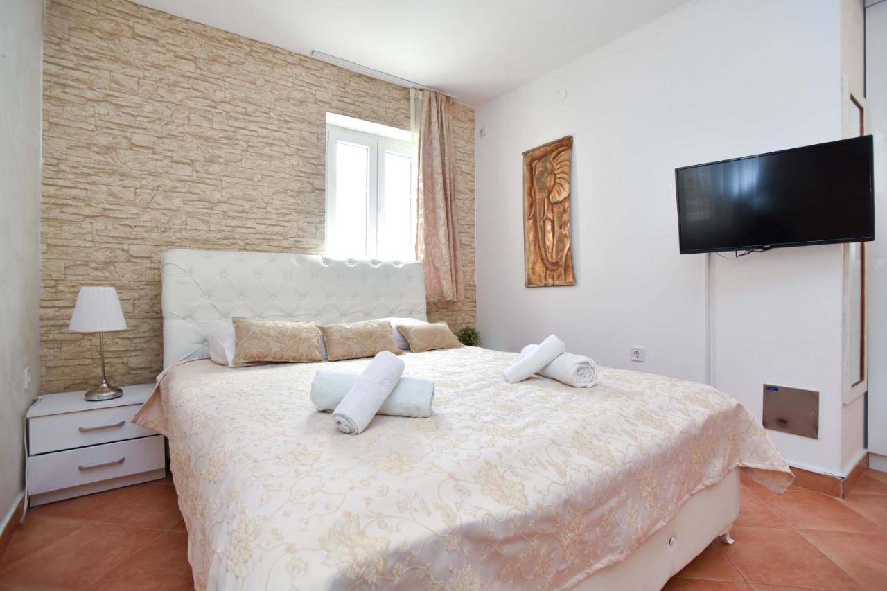 St. Nicola's Apartment *
